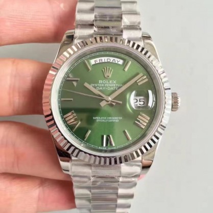 Rolex Day-Date 40 228239 N Stainless Steel Green & Roman Dial Swiss 3255